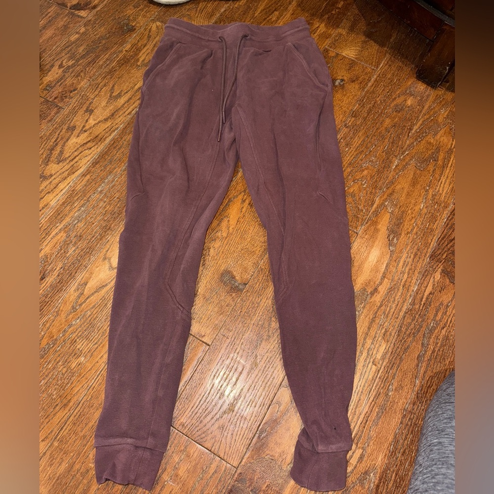 Alphalete Small Joggers